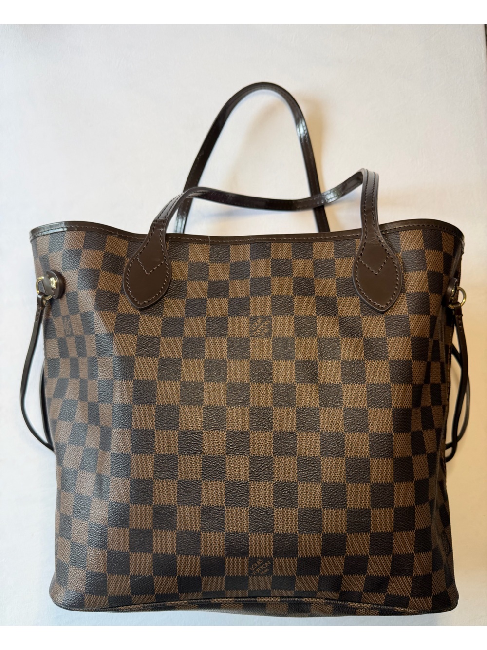 Louis Vuitton Neverfull tote bag
